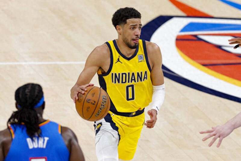 Haliburton limped off the court after Game 2 of the NBA Finals, will he be able to play Game 3?