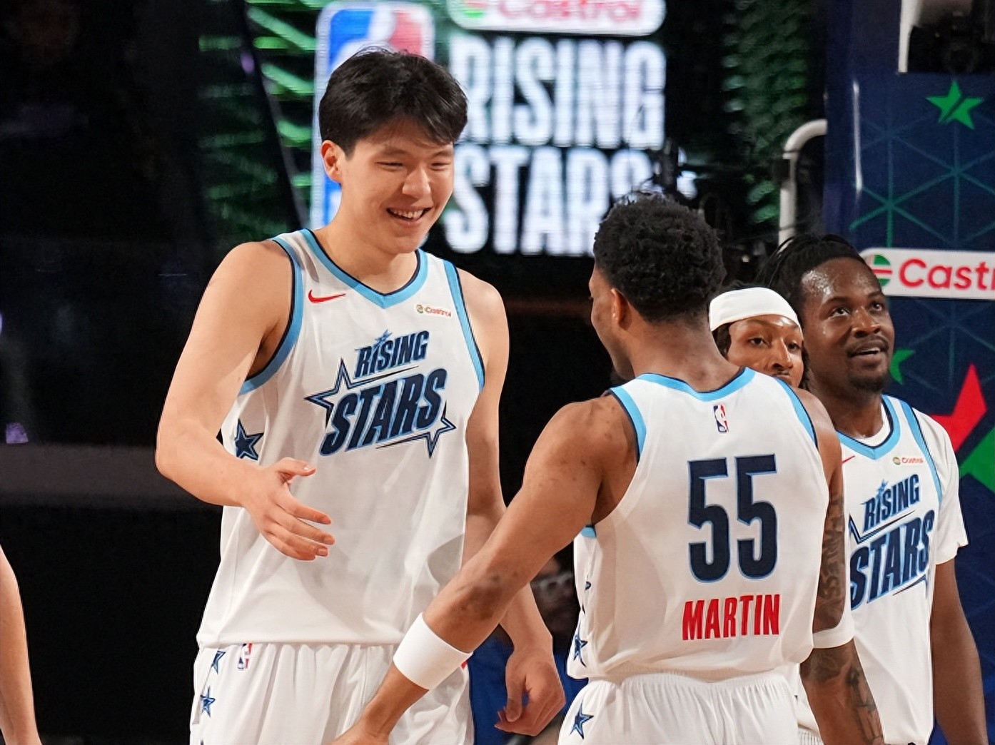 Sports Illustrated: Yang Hanshen can build on his rookie game momentum, but the Trail Blazers need to give him a chance.