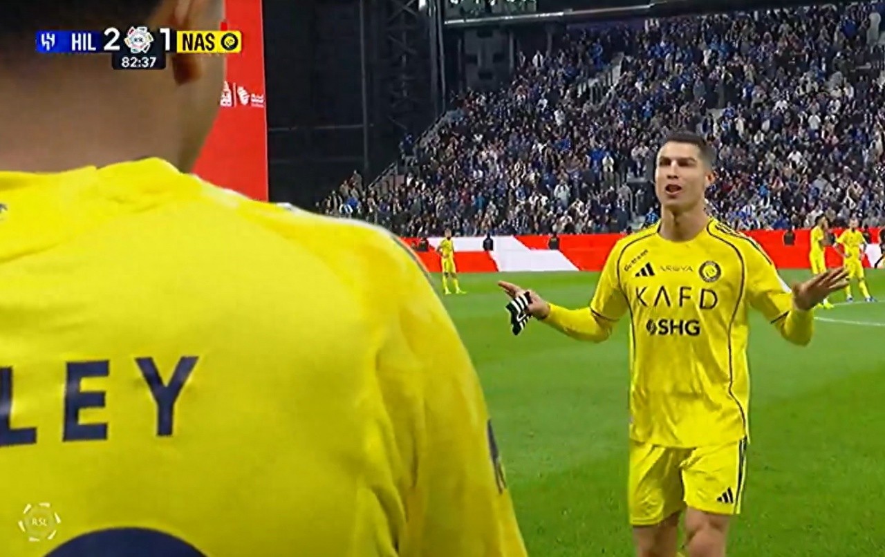Cristiano Ronaldo is not the key player; Al Nassr lost 11 points in 4 rounds = losing the title. There are 2 reasons for the collapse.