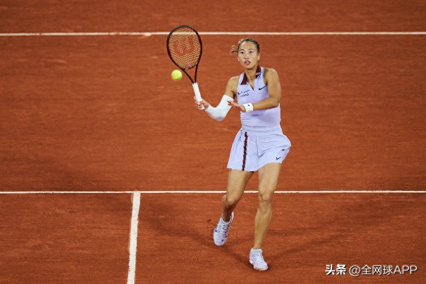 2025 French Open Day 6 Schedule: Zheng Qinwen debuts in prime time, led by Aka and Swiatek