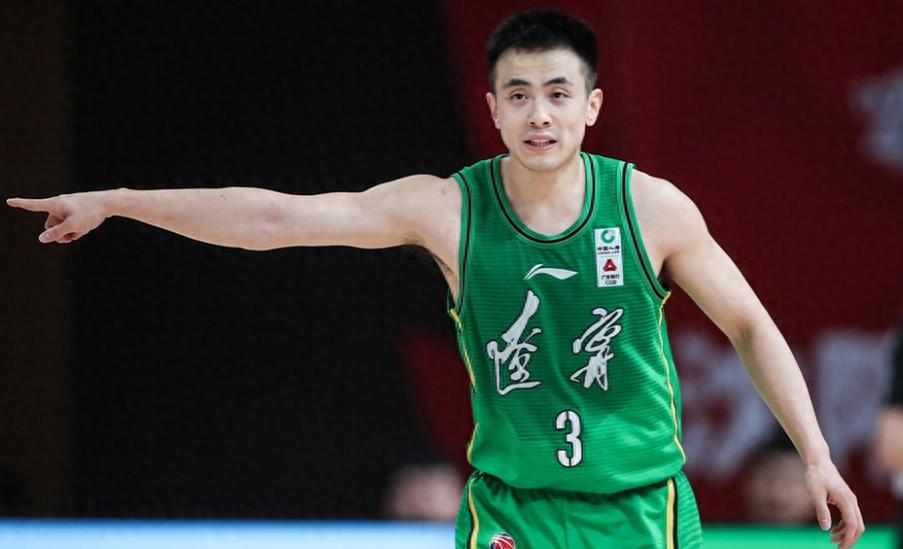 First loss after coaching change! Zhao Jiwei scores 8 points and dishes 6 assists, Wang Lanqin nets 19 points in vain as Liaoning falls to Ningbo on the road