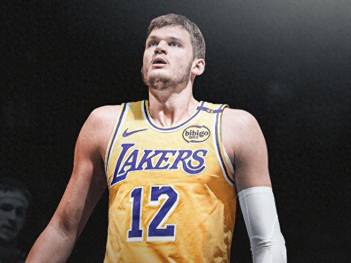 Reports indicate that the Lakers are fully committed to pursuing Kessler this summer! The Jazz are only willing to offer a $25 million annual salary, which is far below the player's expectations.