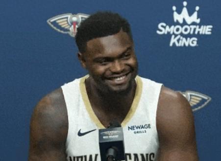 Lost weight, lost weight! Welcome back! This is the NBA top overall pick.