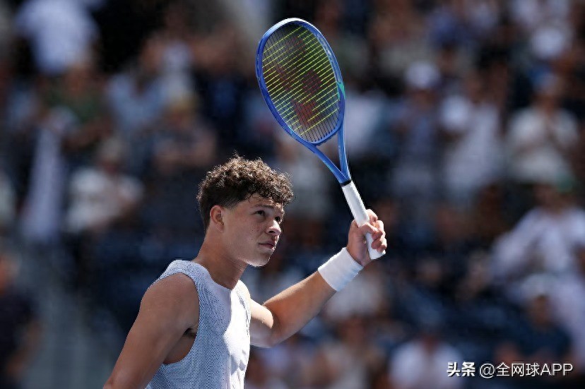 Tennis Symphony Resonates on the Shanghai Bund