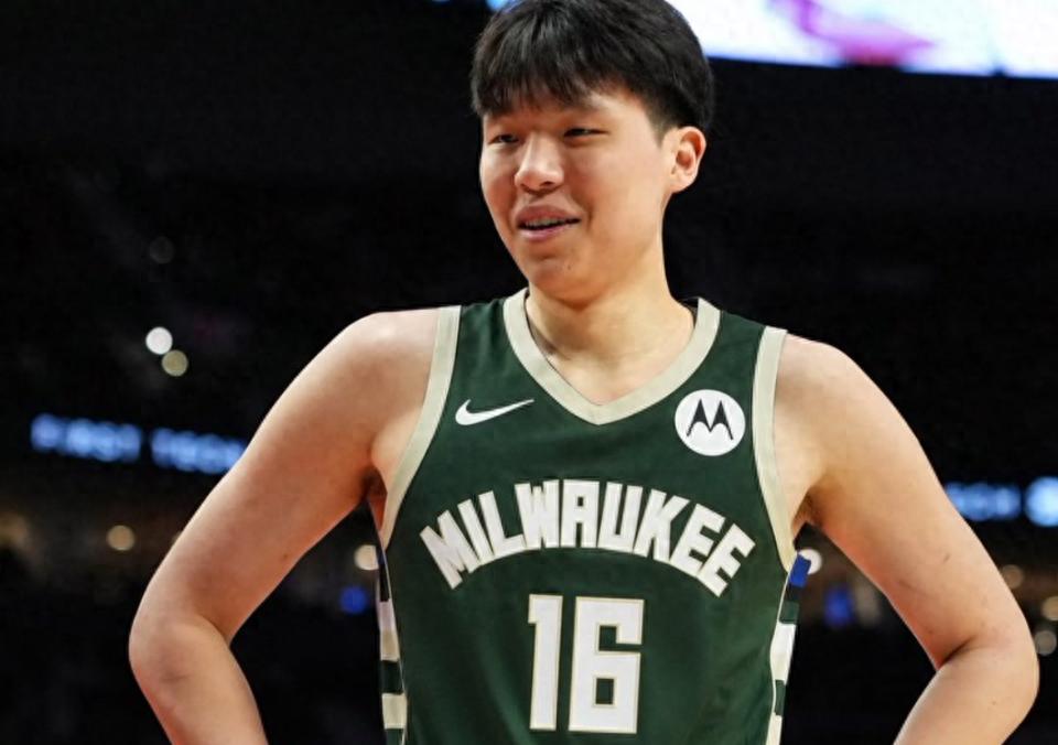 Famous journalist reveals potential three-team trade framework: Yang Hansen joins Bucks, Giannis to Celtics, Brown to Trail Blazers