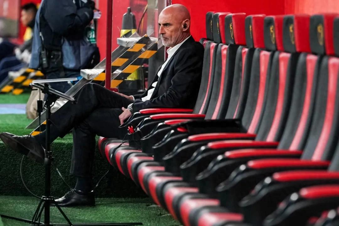 Shanghai Port's disastrous start, Muscat hesitates to speak