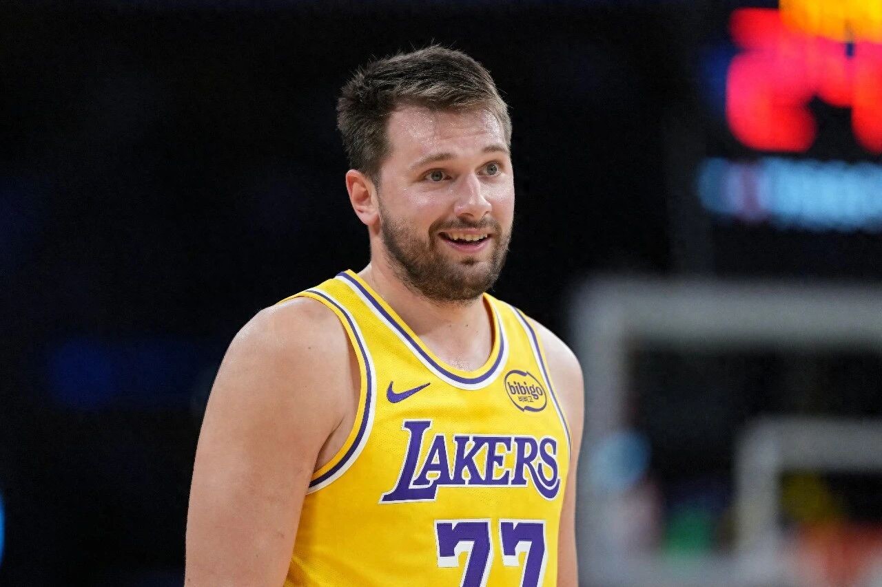 The Lakers have two players ranked among the top five in three-point shooting percentage! Kennard is set to become the franchise's first.