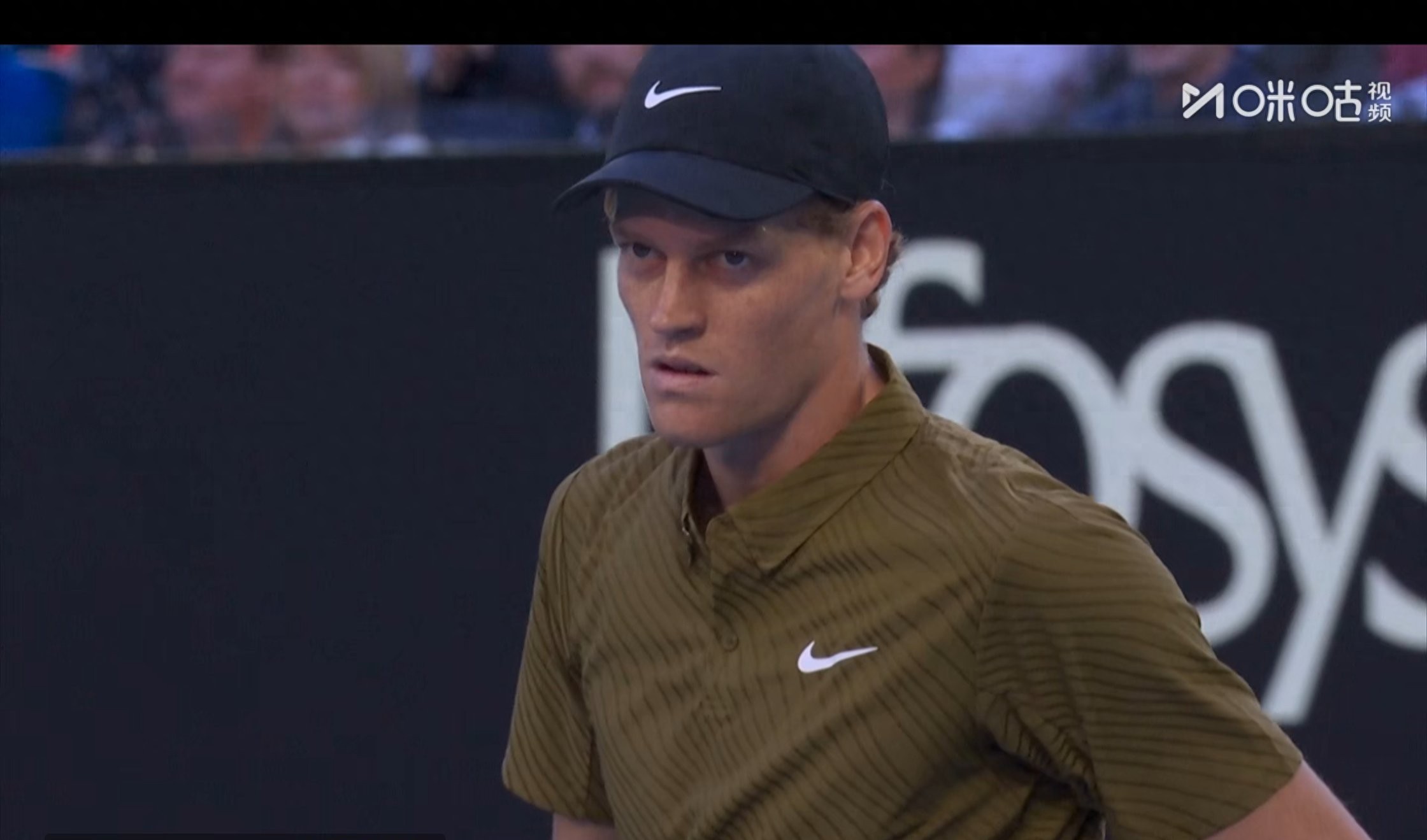 The Australian Open men's singles second round match between Sinner and Duckworth is currently live.