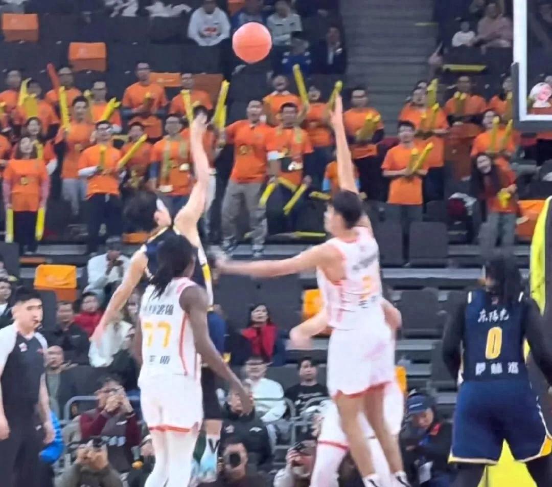 How could the official CBA commentary be like this? Douyin Sports issued an overnight apology!