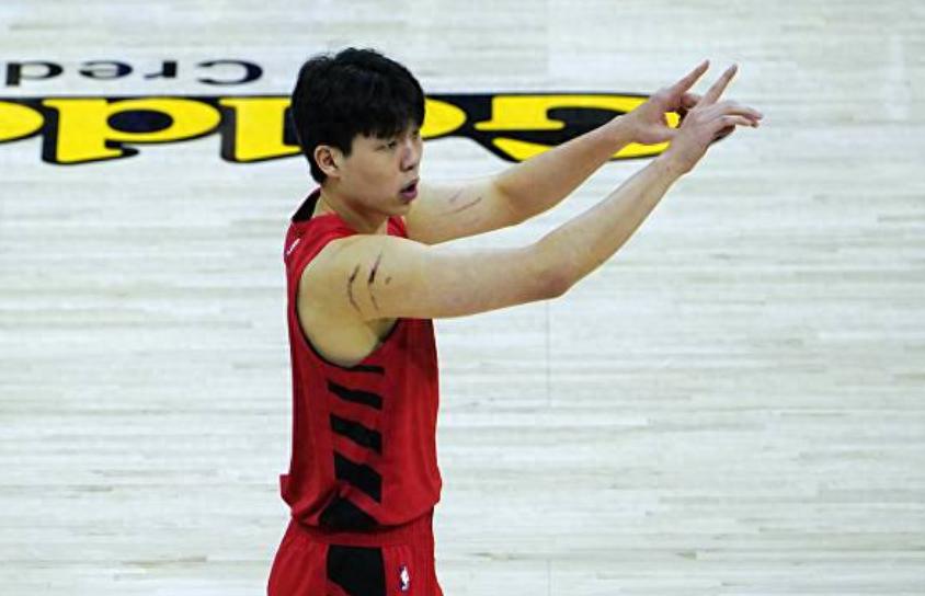 Team reporter: Yang Hanson's struggles in the NBA stem from three main reasons, yet confidence in his long-term future remains strong.