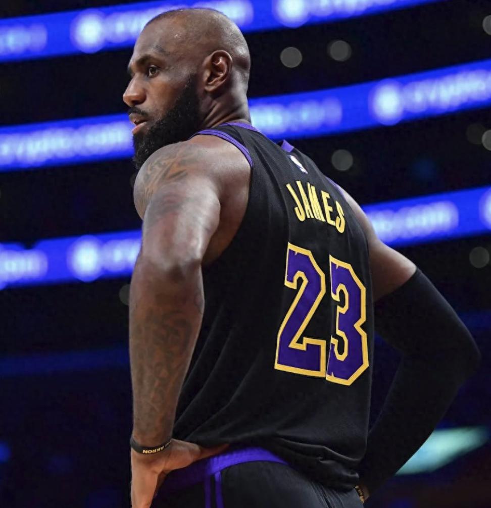 A renowned reporter has proposed a nine-player trade between the Lakers and Cavaliers, suggesting LeBron James and his son Bronny head to Cleveland together.