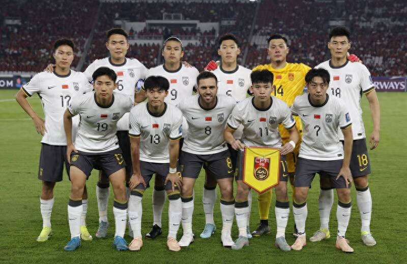 After entering the World Cup for the first time in 2002, the Chinese men's football team has failed to enter the finals for 6 consecutive years and 24 years