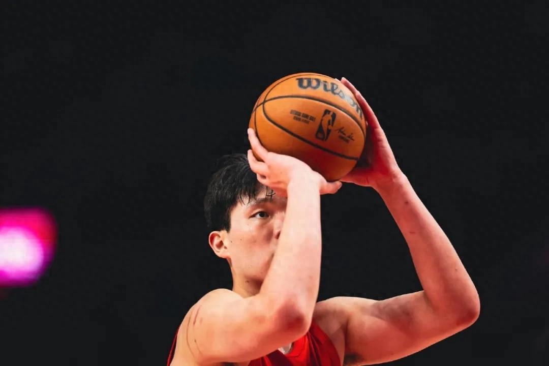 Yang Hansen's first technical foul came somewhat unjustly.