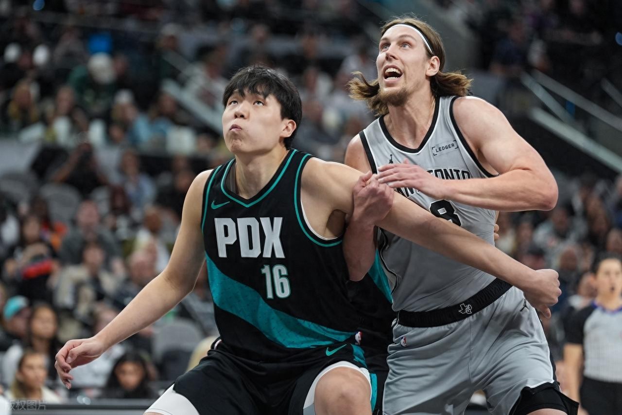 Yang Hansen scored 2 points with 2 rebounds, 1 assist, and 2 blocks, Avdija achieved a triple-double, and the Trail Blazers narrowly defeated the Spurs.
