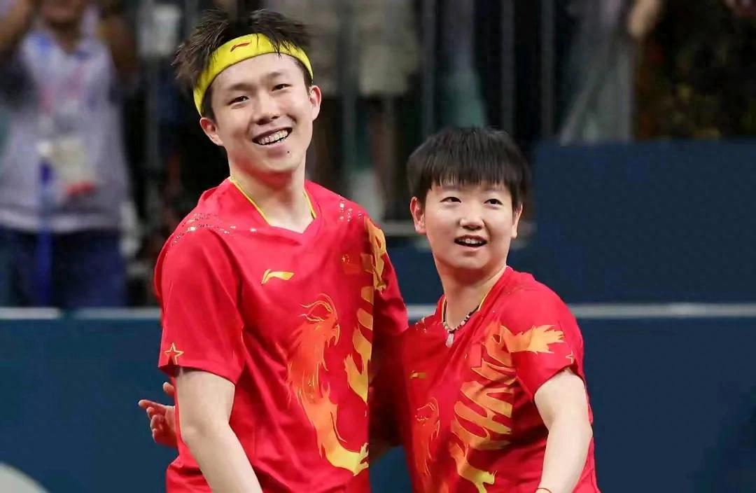 World Table Tennis Championships Mixed Doubles Top 32 Signing Table The National Table Tennis Animation Combination and Shatou Combination are expected to meet in the finals