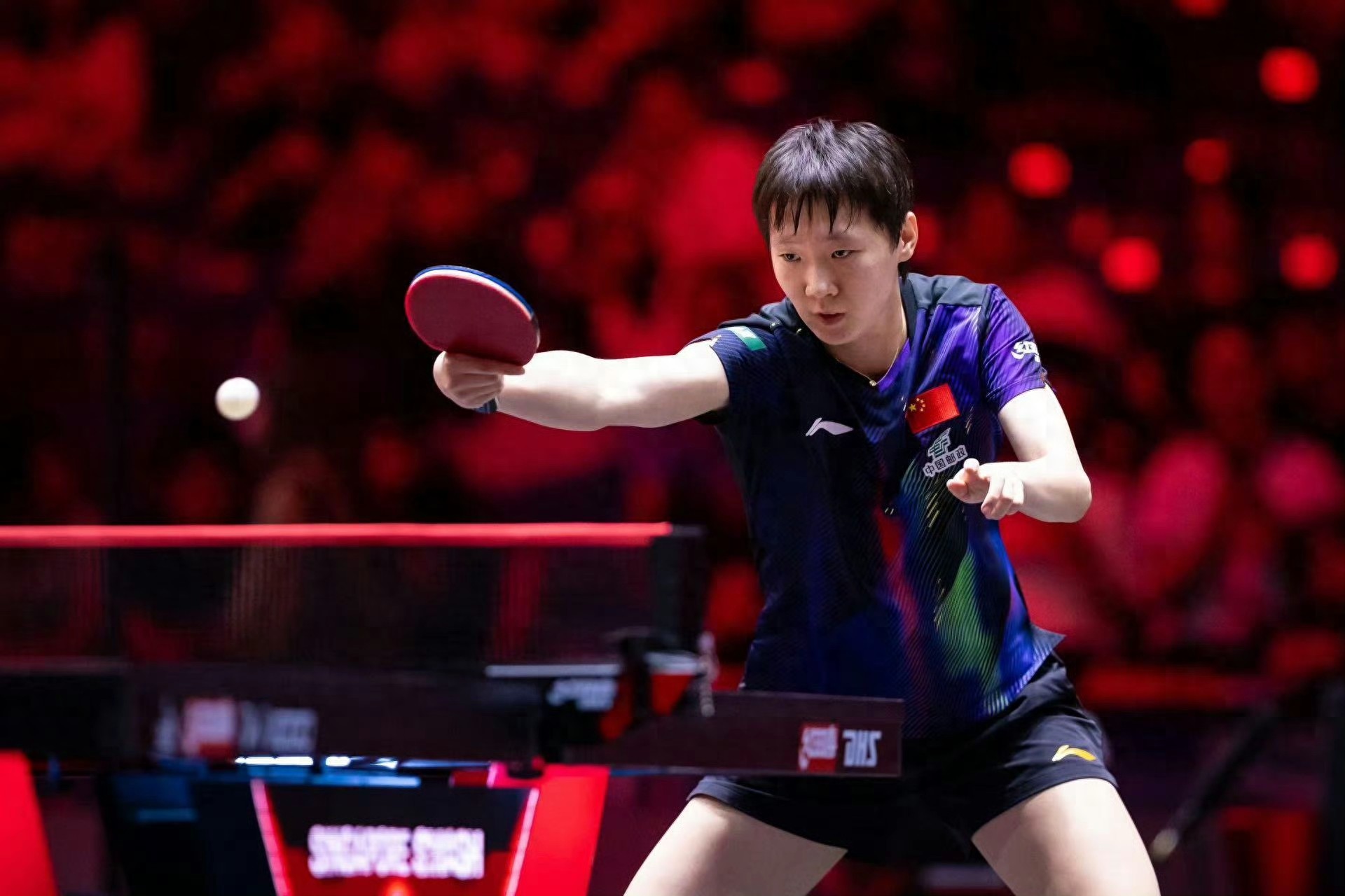 The WTT Singapore Grand Slam table tennis matches are scheduled for today (2.24), featuring Wang Manyu and Wang Chuqin, with live coverage on CCTV-5.