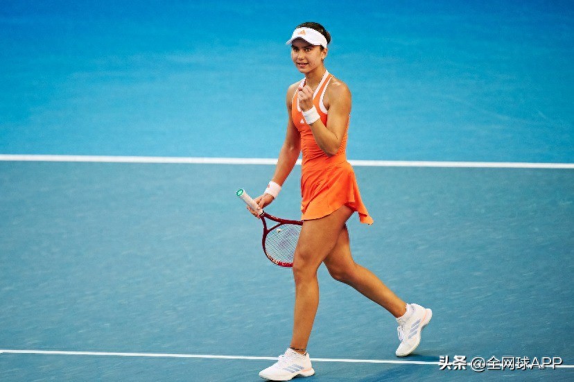 Day 6 of the Australian Open: Paolini and Rublev Exit, Alcaraz Gains Momentum, Sabalenka Survives a Scare