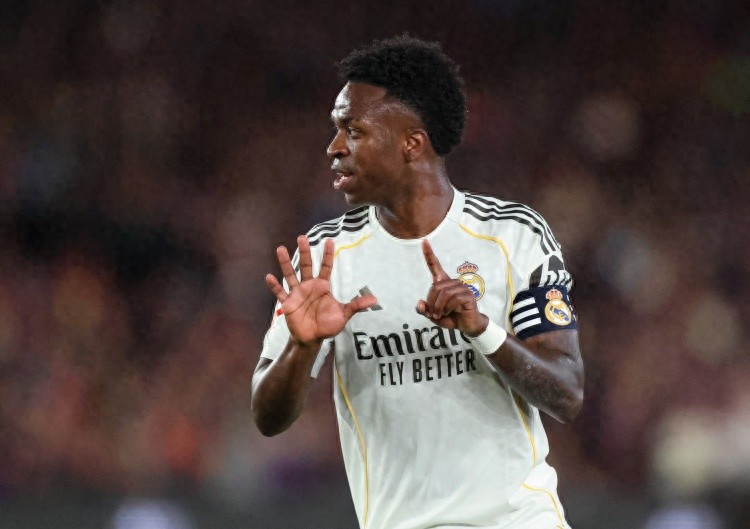 The Bernabéu's Summer Stalemate: Vinícius Jr.'s €30 Million Obsession and Real Madrid's Bottom Line