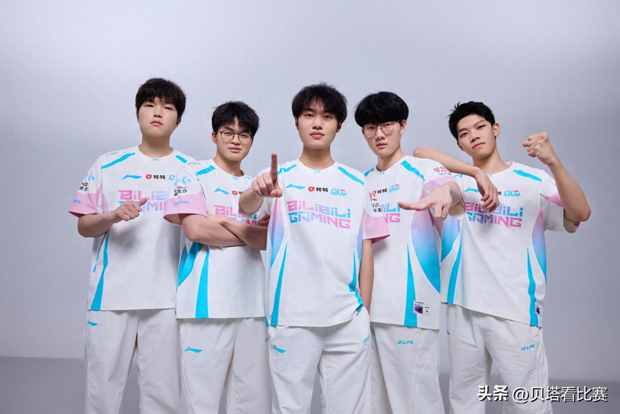 Hilarious match! BLG narrowly defeated WBG 2-1, securing their first victory! Xiao Hu’s Elise made several critical mistakes.