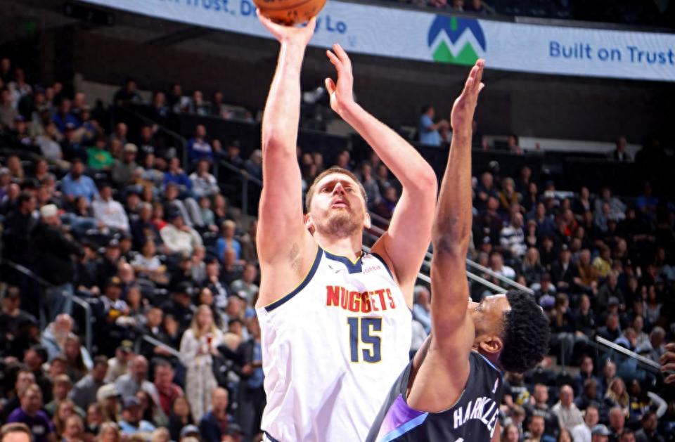 Jokic Should Have Been Ejected! Nuggets vs. Jazz Referee Report: Two Missed Calls, Each Team Affected Once