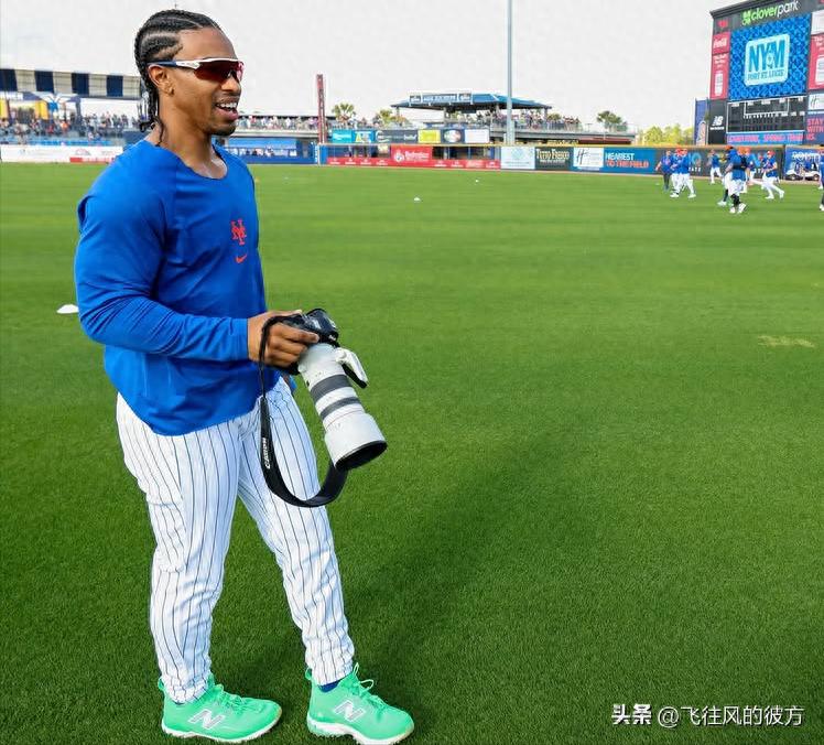 It is confirmed that Lindor will not become the team captain; he responded to the Mets by saying he respects the management's decision.