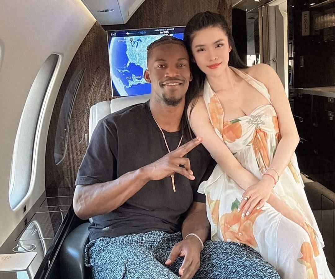 Butler's intimate photo exposed! Travel by private jet with beautiful players and make 110 million in the next two years