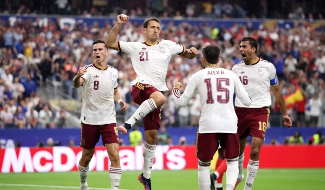 Spain technically knocked out France. Is this the "best team in the world"?