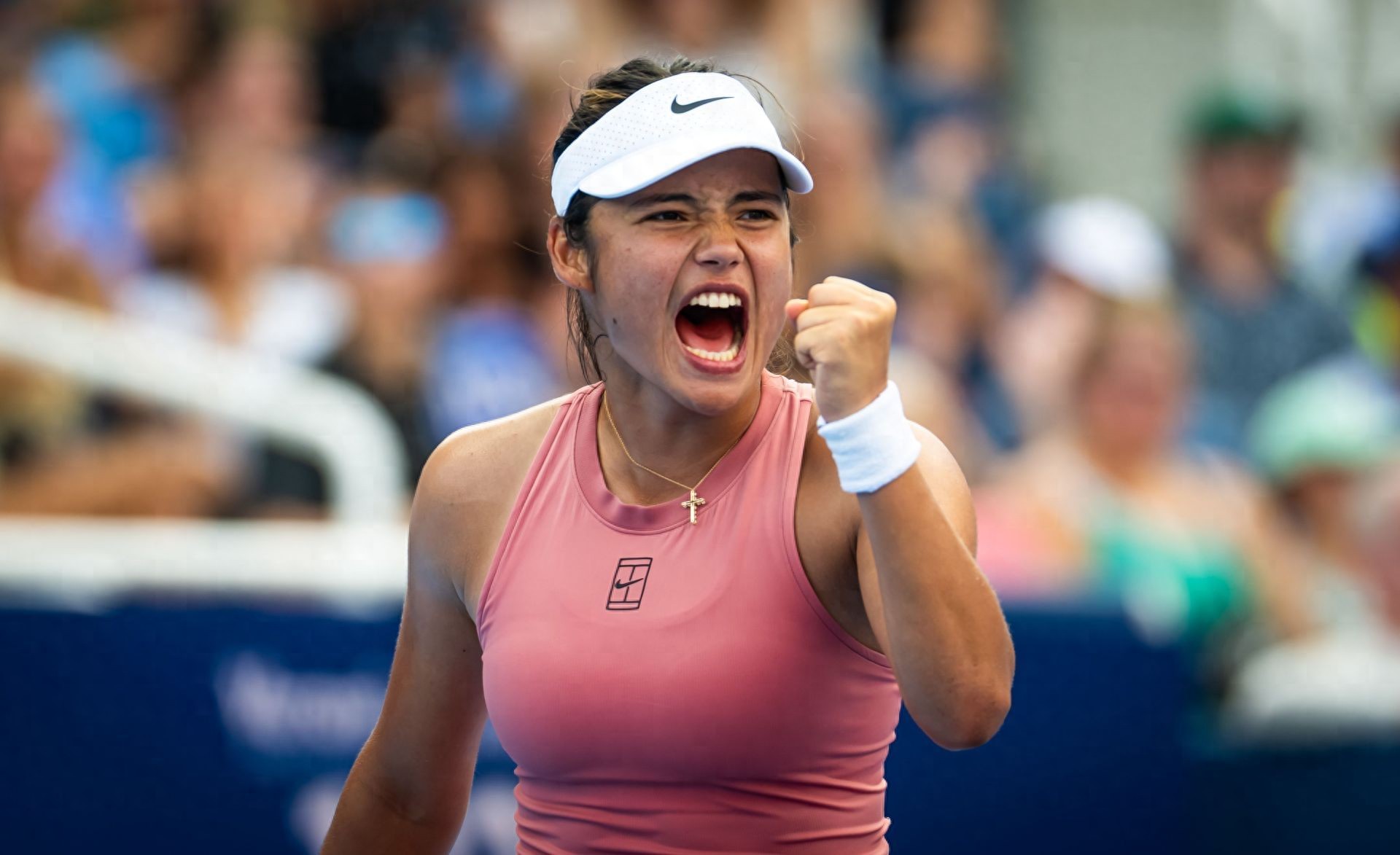 Raducanu: After being stalked by a pervert, she is afraid to walk alone and is currently focused on the US Open.