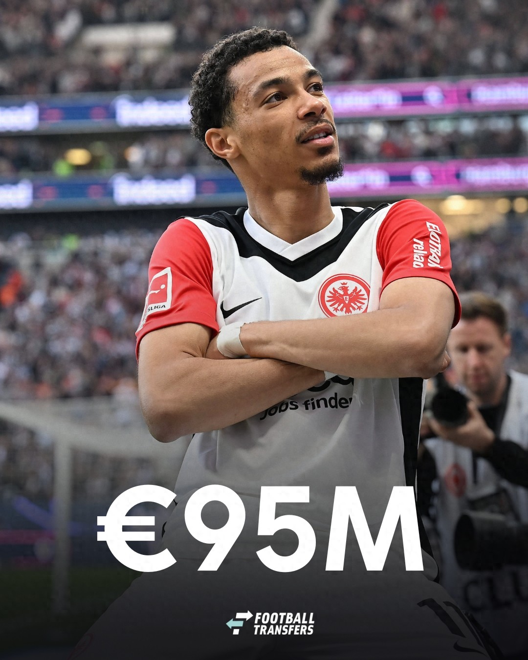 Ekitike has a dream of joining and becoming the first choice for Manchester United's new center! The price tag of 85 million hinders transfers