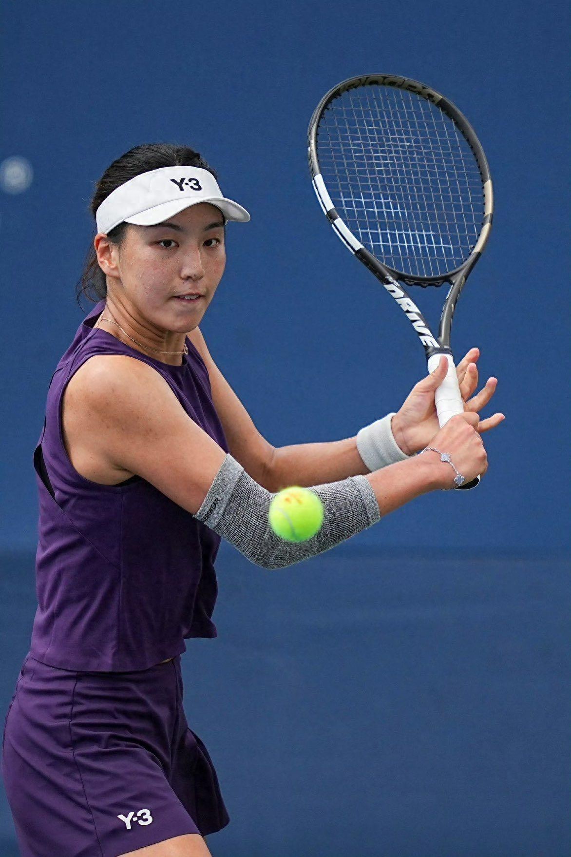 Wang Xinyu leads a comeback to crush her opponent, shedding the &#34;soft girl&#34; image; Xiao Bu faces a Grand Slam curse with a fifth consecutive defeat