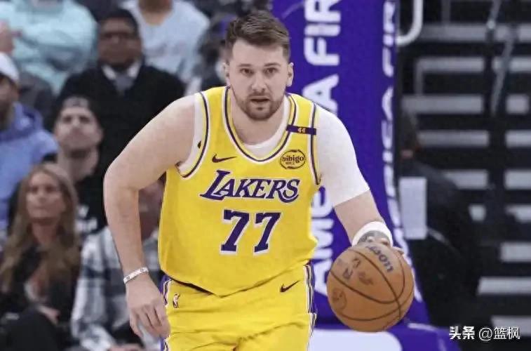 2-of-8, no one gave him a pass, and after leaving the Warriors, he realized that Curry was the best partner