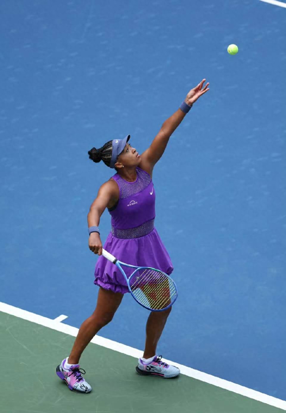 Osaka expressed surprise at not crying during the post-match interview and compared her championship-winning pattern to boxing.