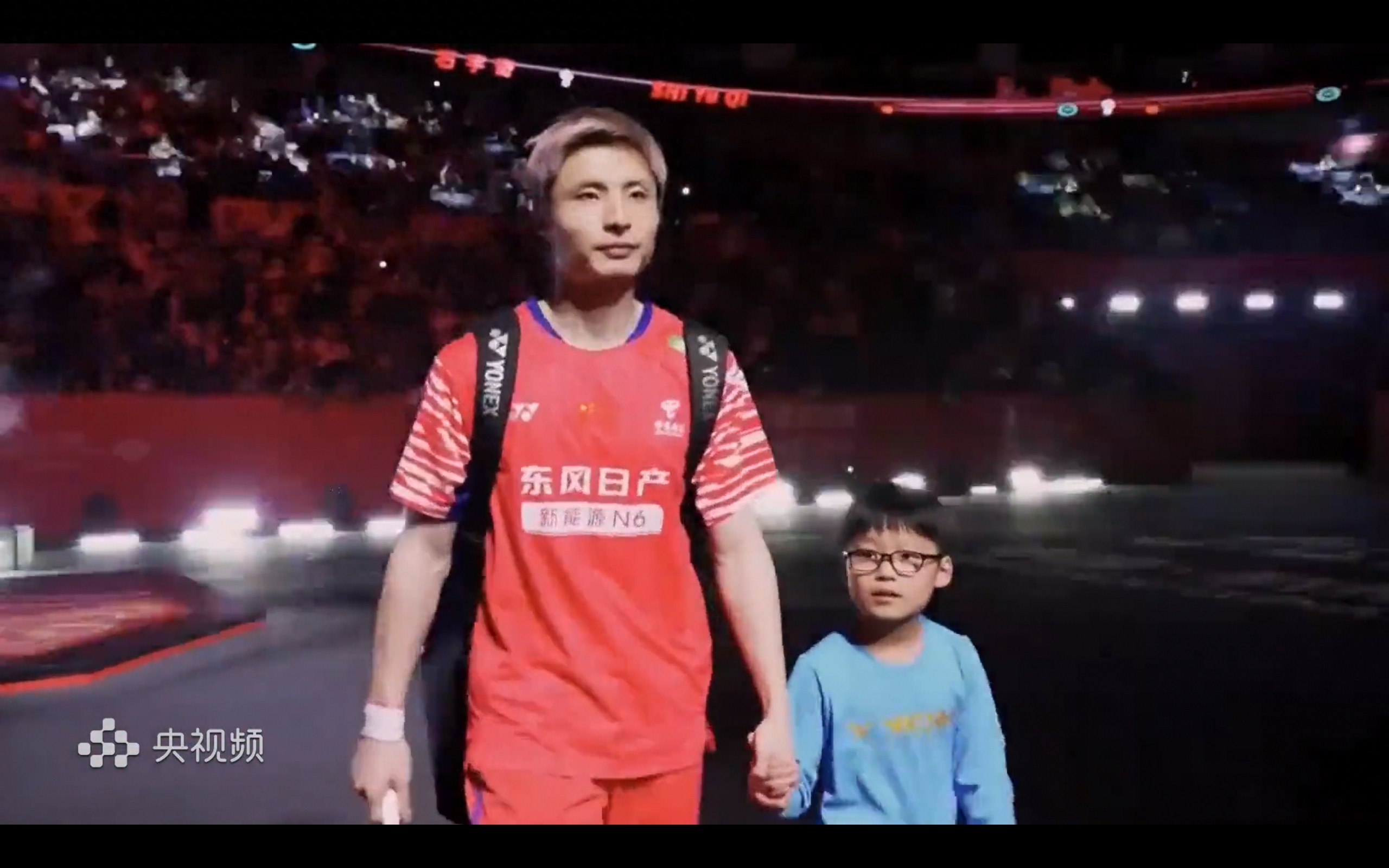 The men's singles final of the Badminton World Championships is currently live, featuring Shi Yuqi versus Sobolov.