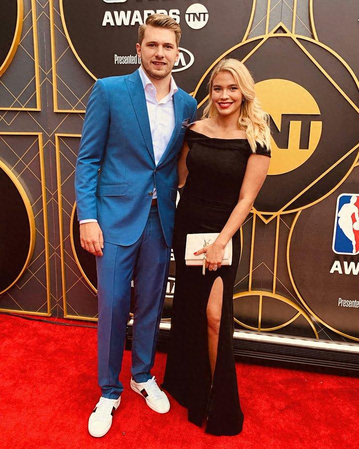 Luka Dončić has broken up with his fiancée! He moved to Los Angeles facing new temptations, and the couple has been living apart for a long time.