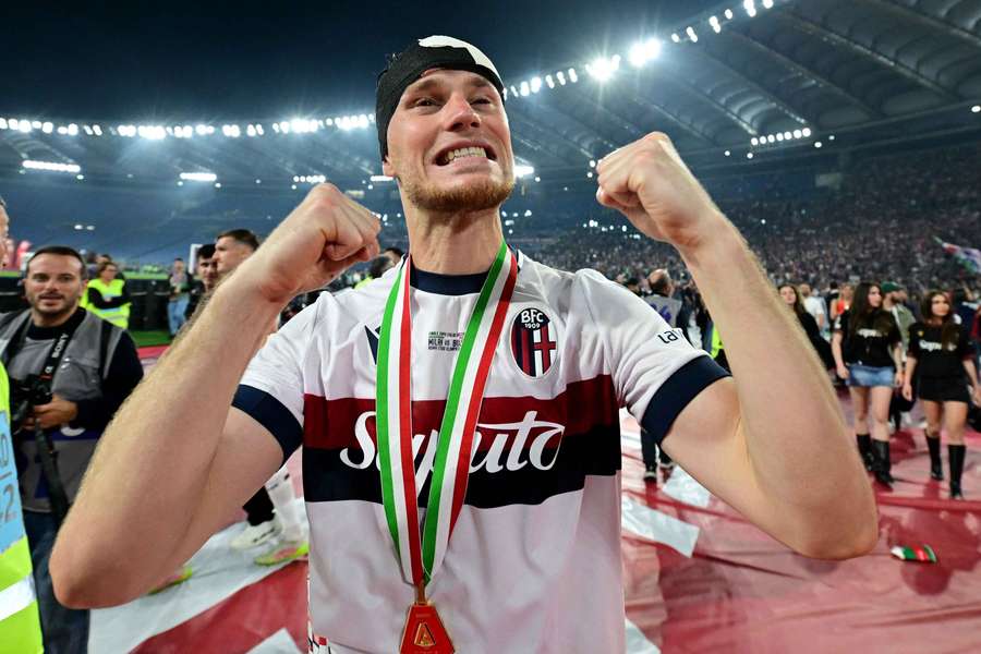 Beukema has joined Napoli for 30 million euros
