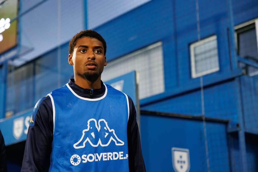 Philippe Lanquetin before a Liga Portugal game between Estoril and Benfica in May 2025