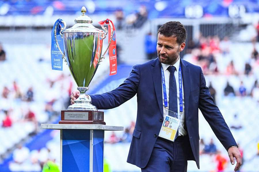 Cabaye is the PSG academy sporting director Cabaye is the PSG academy sporting director