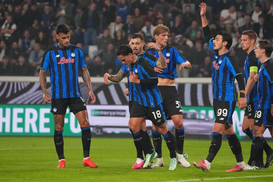 Atalanta ease to comfortable Conference League win over Pafos Atalanta ease to comfortable Conference League win over Pafos