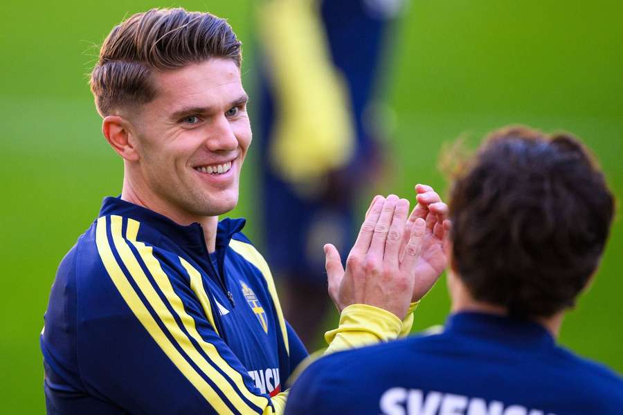 Gyokeres at Sweden training ahead of Romania clash Gyokeres at Sweden training ahead of Romania clash