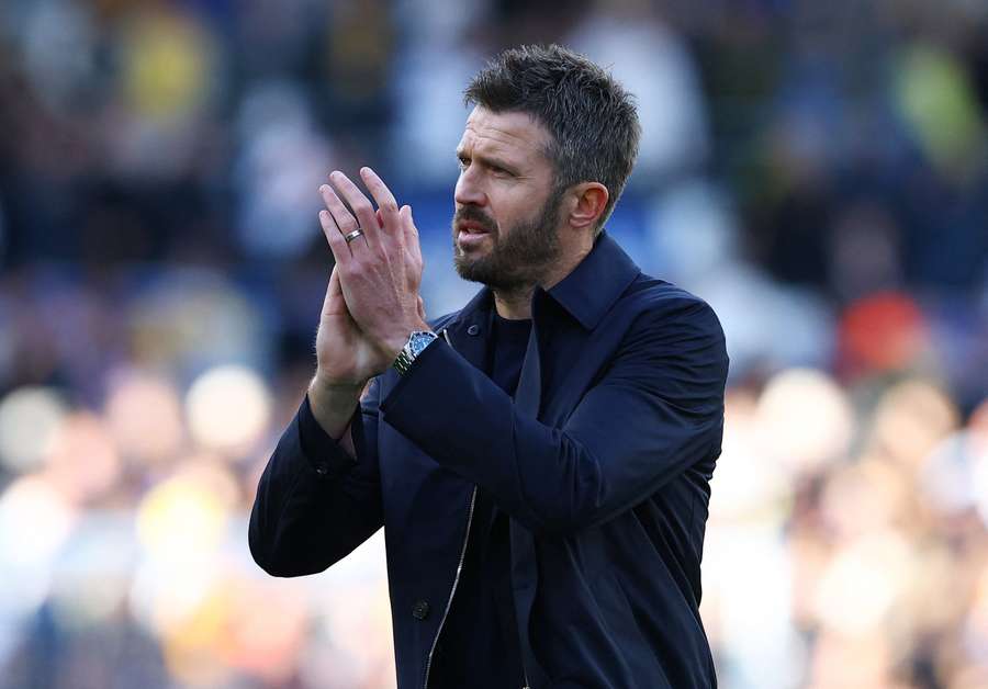 Carrick reacts at Elland Road