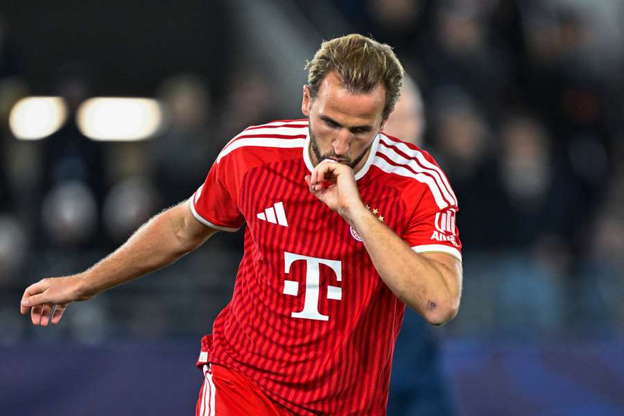 Kane celebrates his second goal vs Viking Kane celebrates his second goal vs Viking
