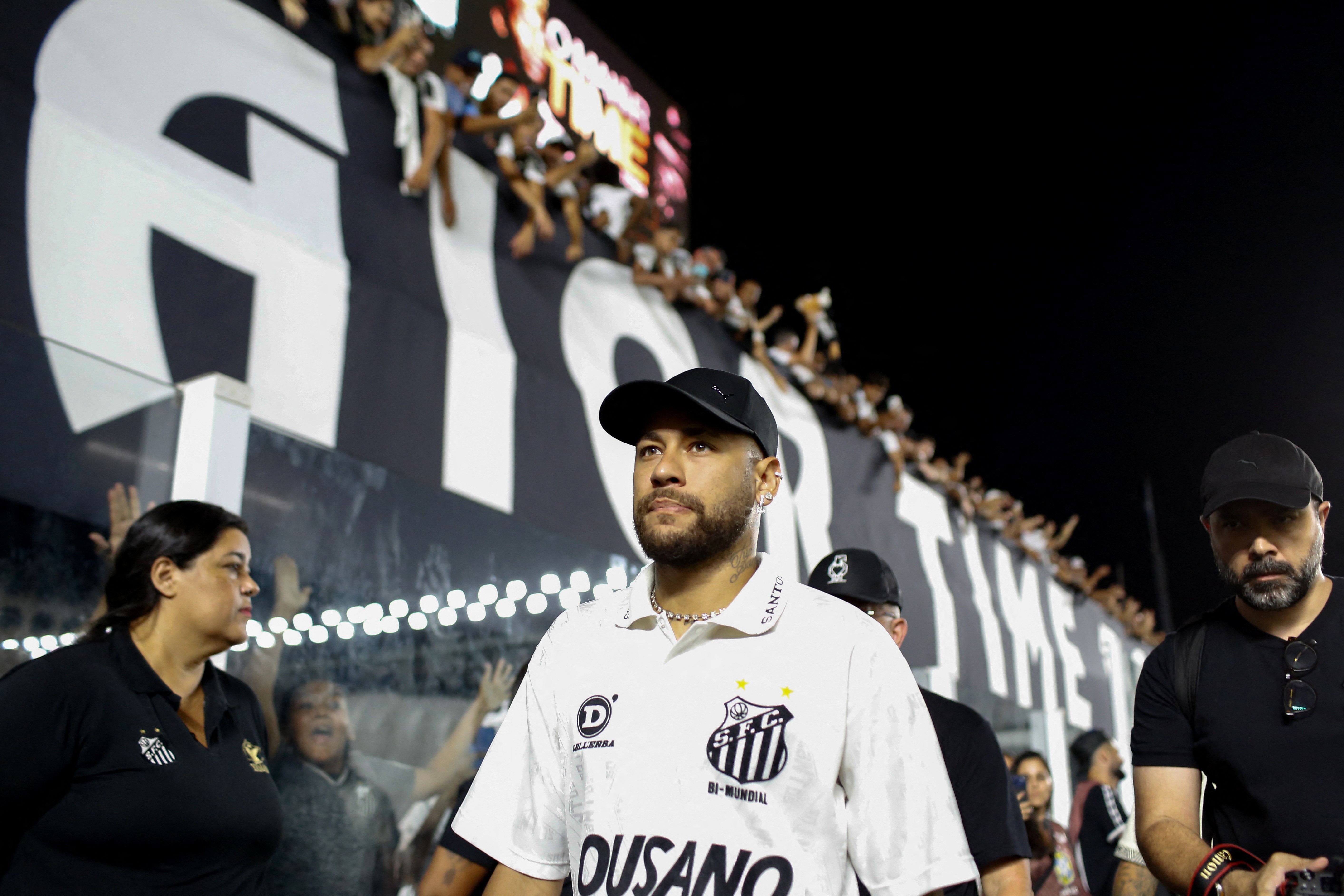 Neymar ends scoring drought with a brace in Santos win, silencing critics