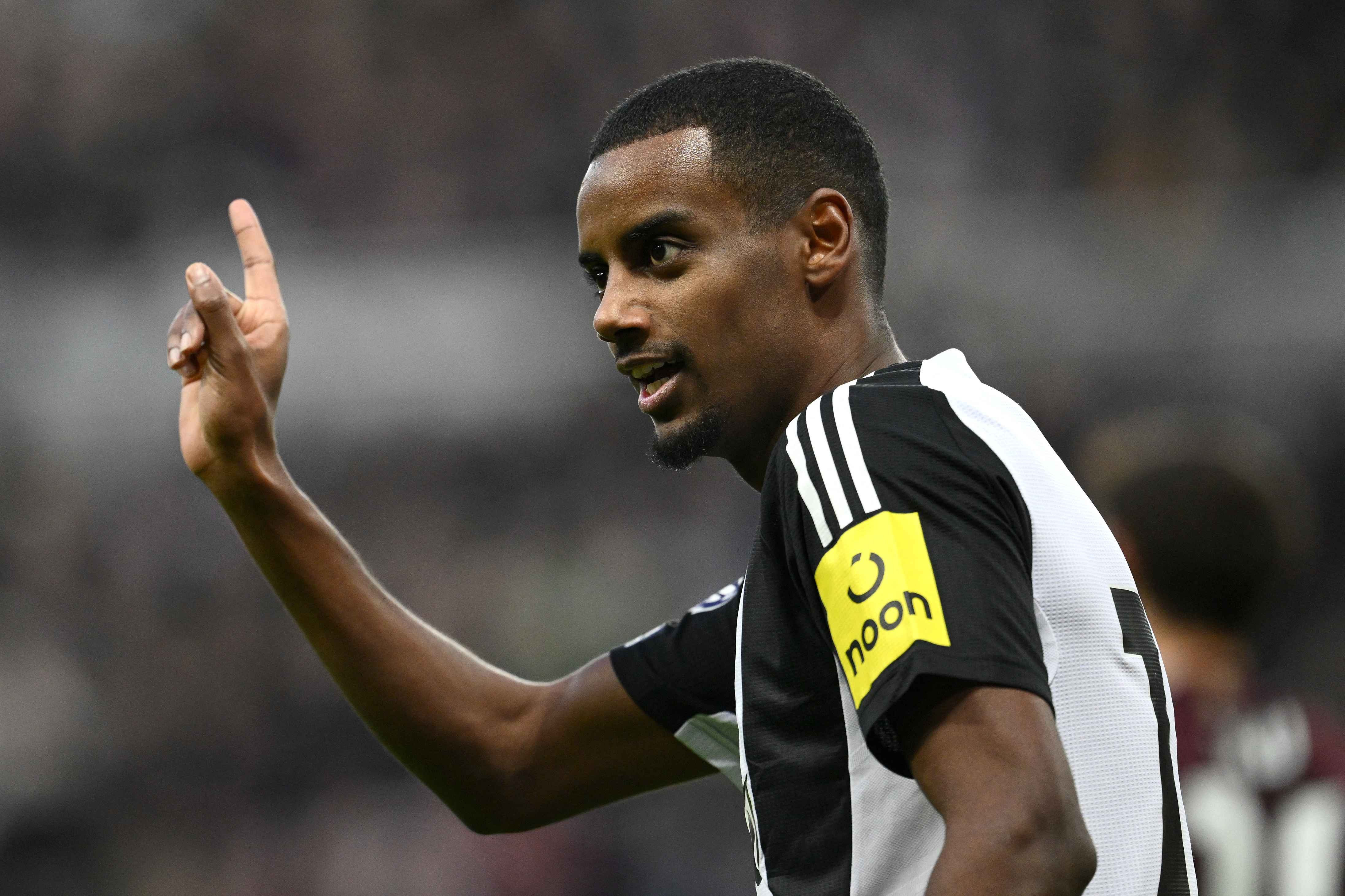Eddie Howe is optimistic that Alexander Isak will remain at Newcastle amidst transfer rumors.