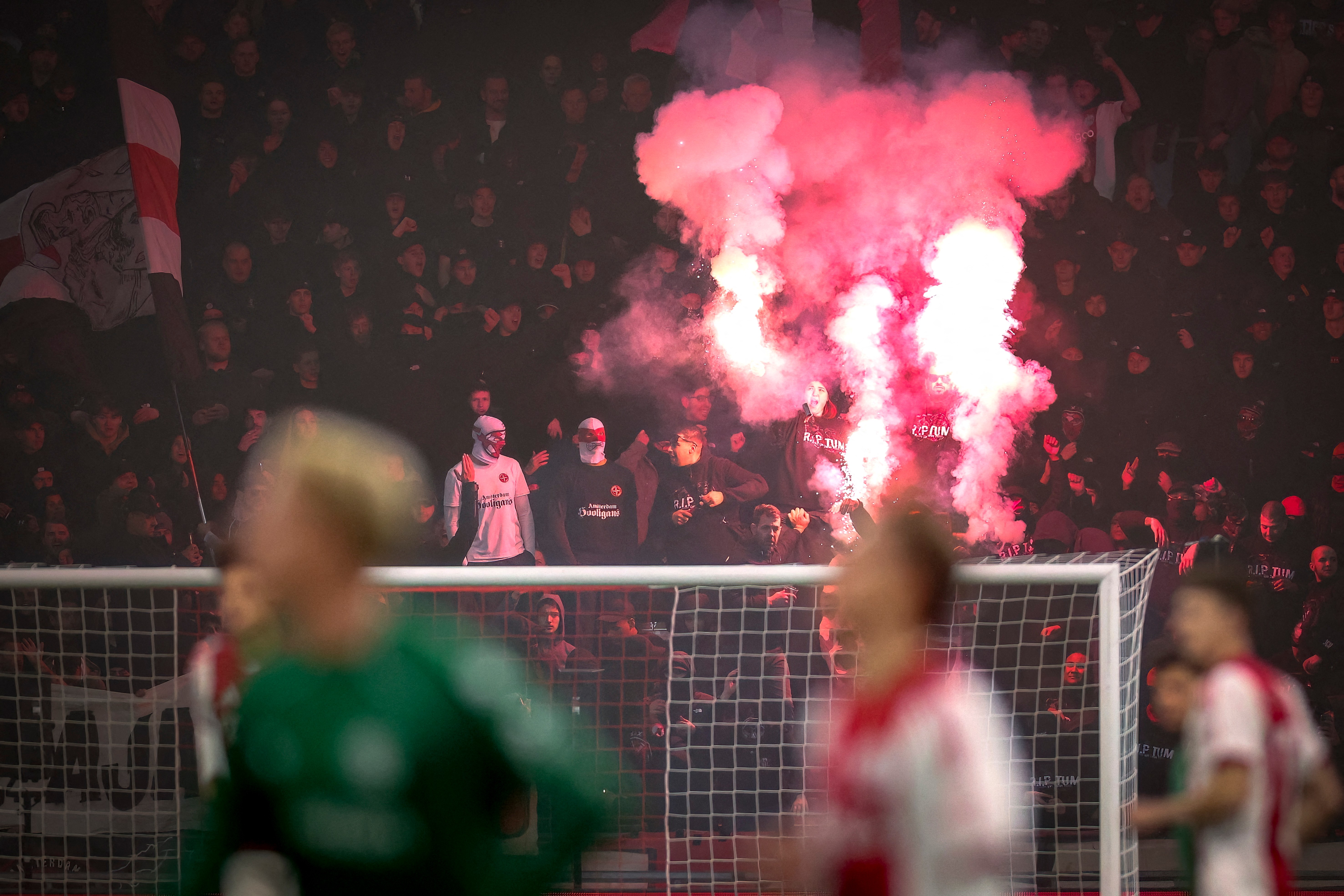Director discloses that Ajax supporters broke into the stadium before the abandoned Groningen match