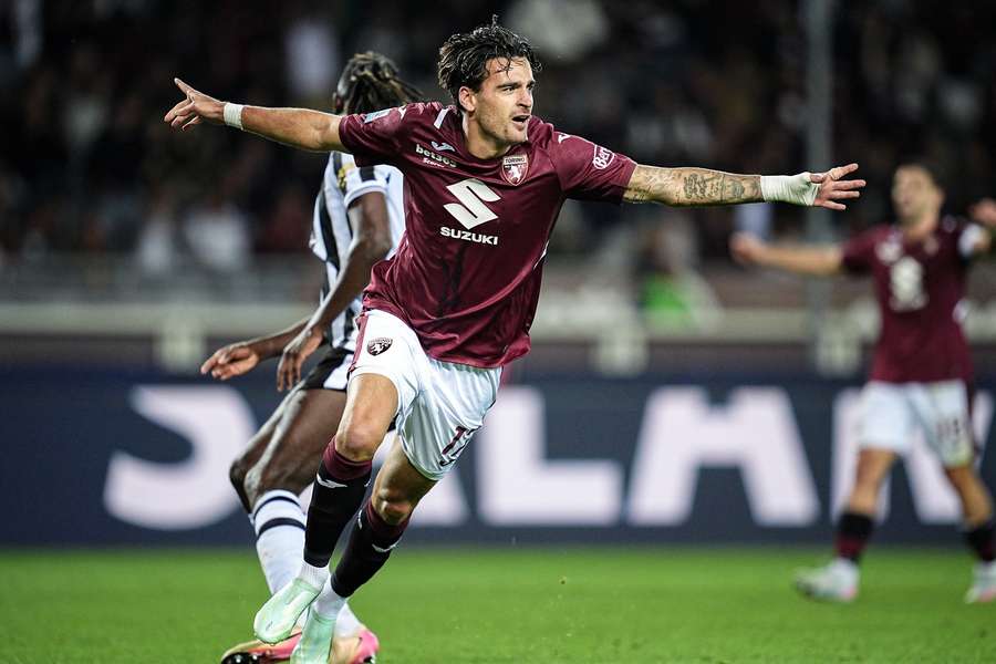 Torino's Sandro Kulenovic celebrates Torino's Sandro Kulenovic celebrates