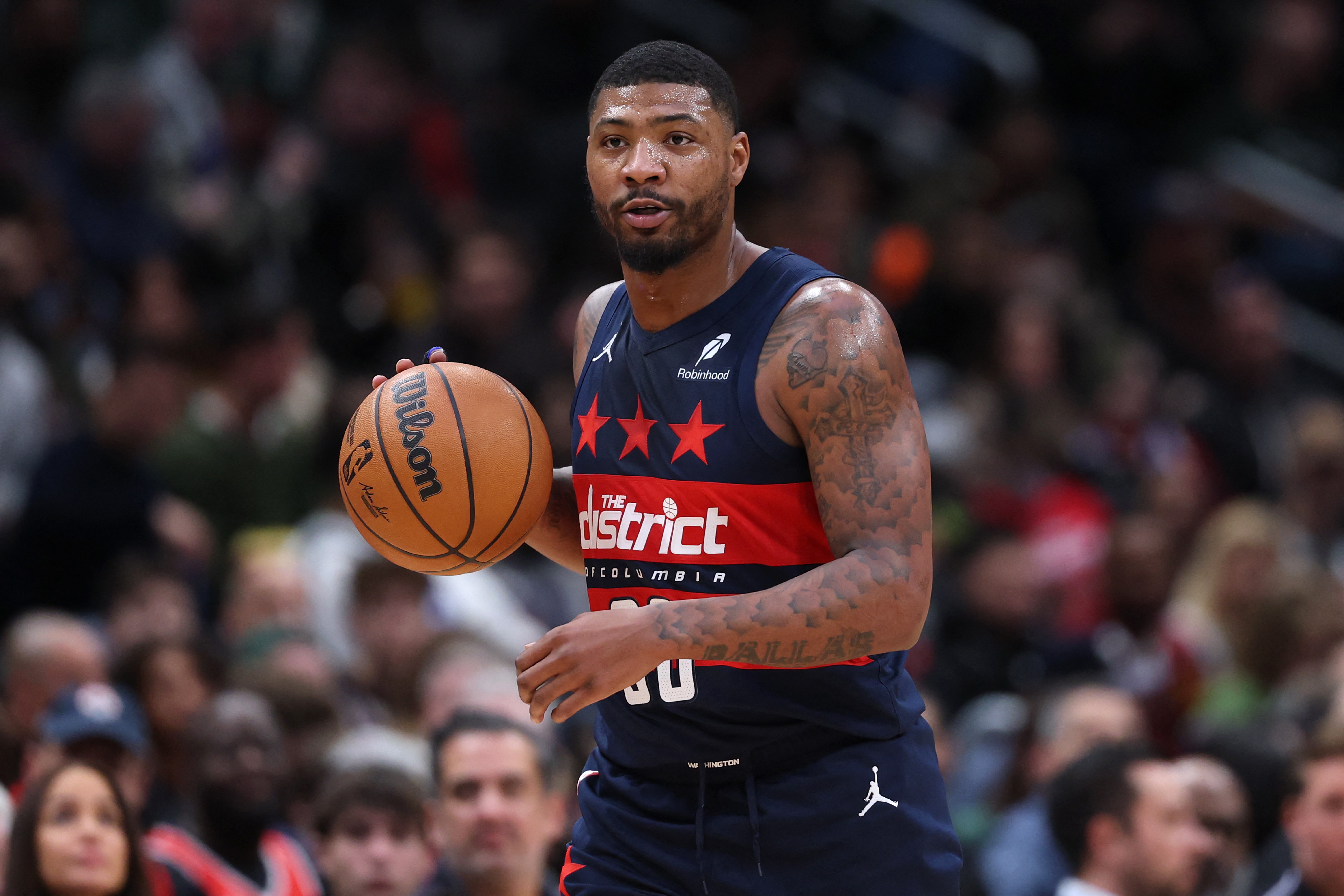 Marcus Smart is set to sign an $11 million contract with the Los Angeles Lakers.