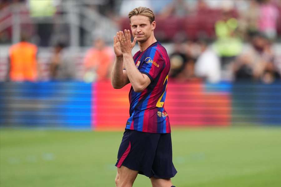 Barcelona's Frenkie de Jong before the Joan Gamper Trophy match against Al Ahly Barcelona's Frenkie de Jong before the Joan Gamper Trophy match against Al Ahly