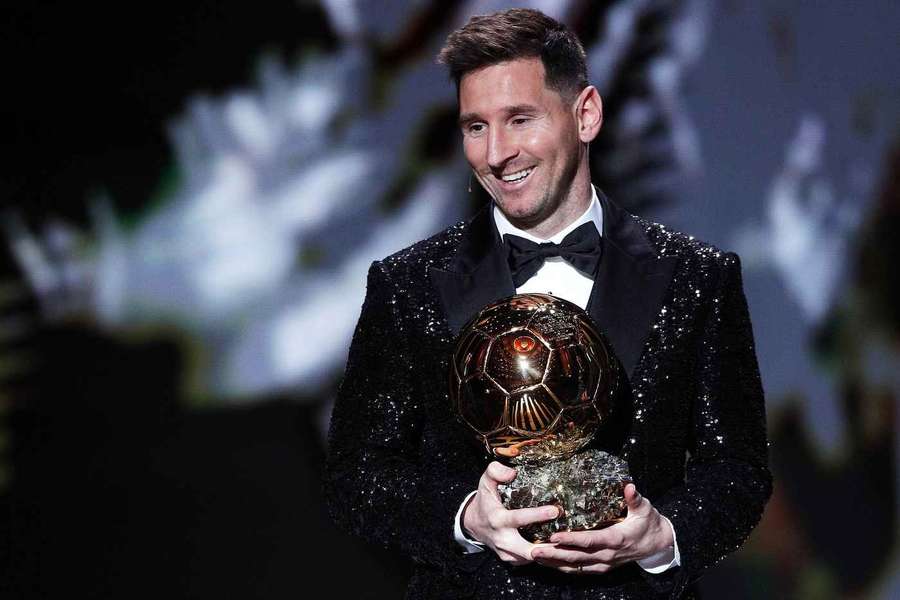 Nominees for the Ballon d'Or Of All Time (BOAT) include Messi, Ronaldo, Cruyff, Platini and R9
