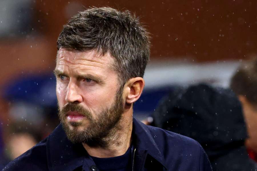 Carrick is set to stay at Manchester United Carrick is set to stay at Manchester United
