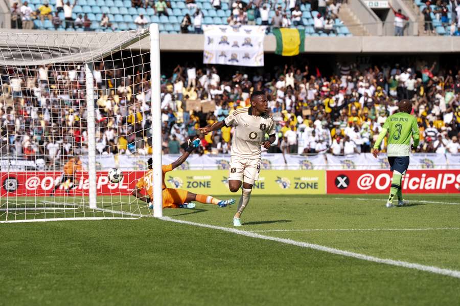 Orlando Pirates have a heavy run of fixtures after the international break Orlando Pirates have a heavy run of fixtures after the international break